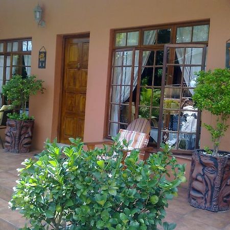 Harmony Guesthouse ネルスプロイト エクステリア 写真
