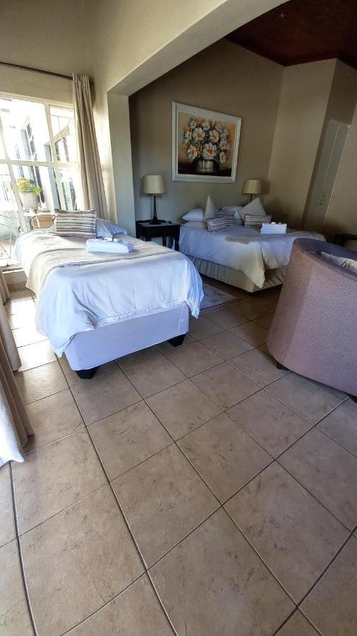 Harmony Guesthouse ネルスプロイト エクステリア 写真